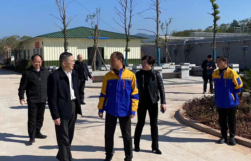江西省生態(tài)環(huán)境廳黨組成員、副廳長龍剛一行蒞臨挺進(jìn)環(huán)保和樂新村污水處理站視察調(diào)研